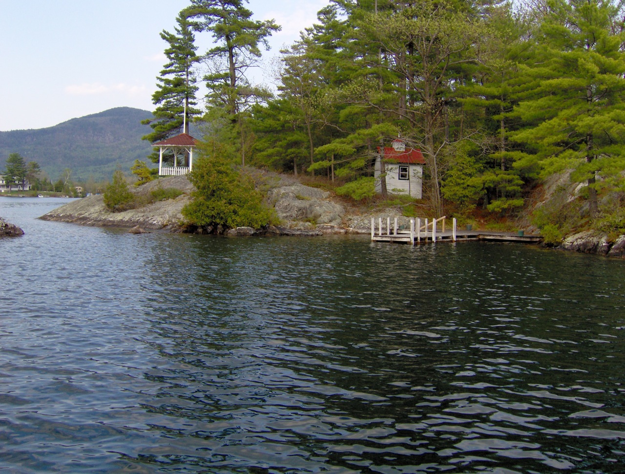 gardnerpoint3 Huletts Landing Homes for Sale on Lake Lakefront